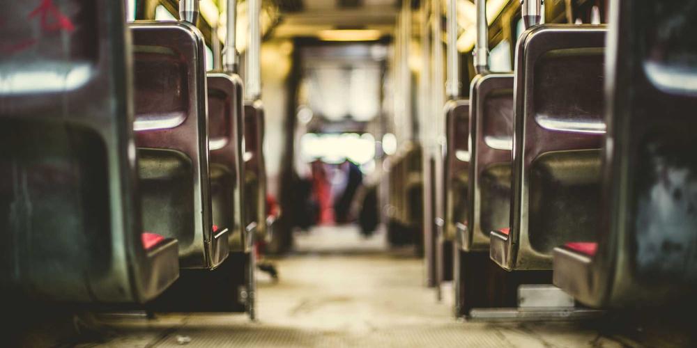 Complete guide to renting a party bus in Lombard